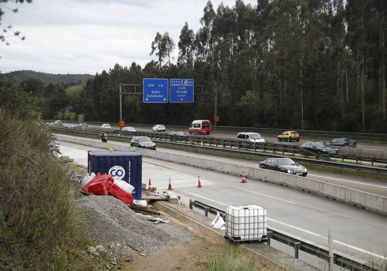 Transportes pone nuevo plazo a la reparación del bache de Serín: estará acabado este otoño